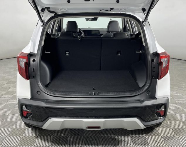 Kia Seltos  Deluxe Edition