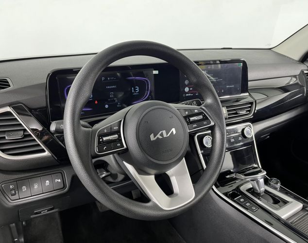 Kia Seltos  Deluxe Edition