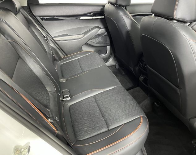 Kia Seltos  Deluxe Edition