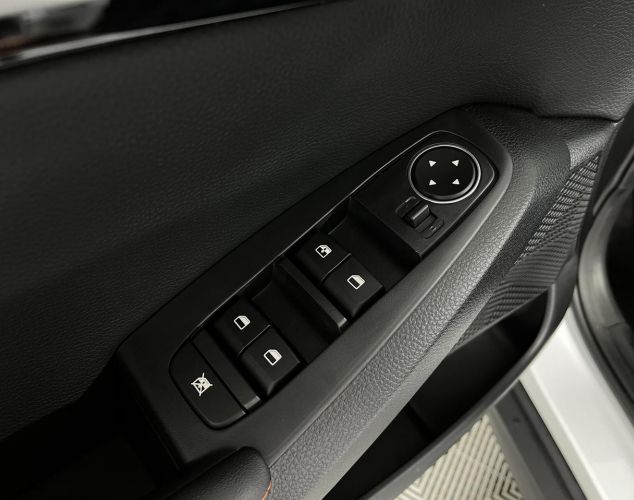 Kia Seltos  Deluxe Edition