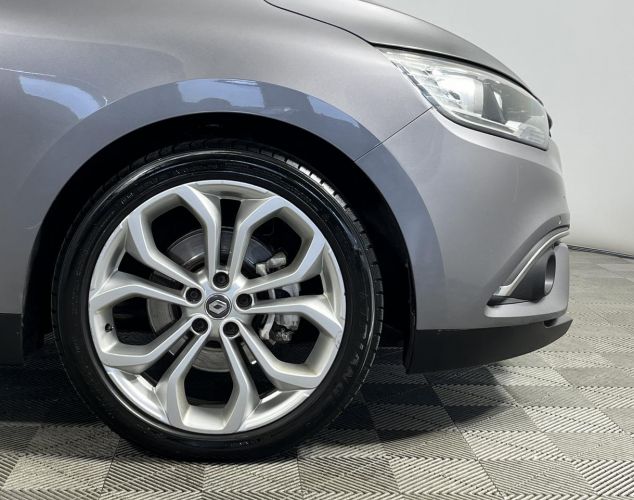 Renault Scenic  Базовая