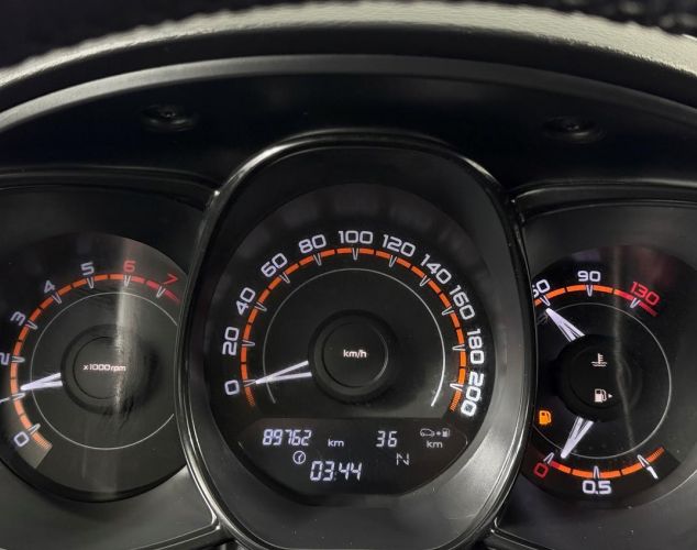 LADA (ВАЗ) Vesta  Comfort + Двухцветная окраска