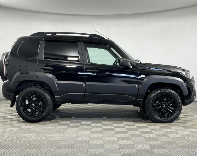 LADA (ВАЗ) Niva Travel  [BLACK]