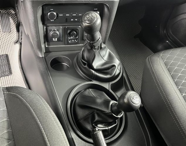 LADA (ВАЗ) Niva Travel  [BLACK]