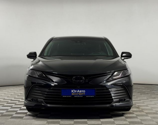 Toyota Camry  Executive Safety