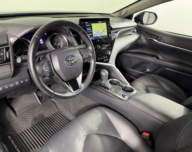 Toyota Camry  Executive Safety