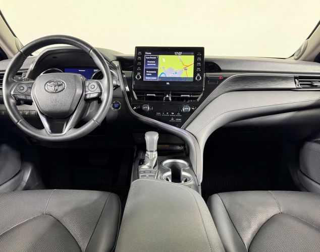 Toyota Camry  Executive Safety