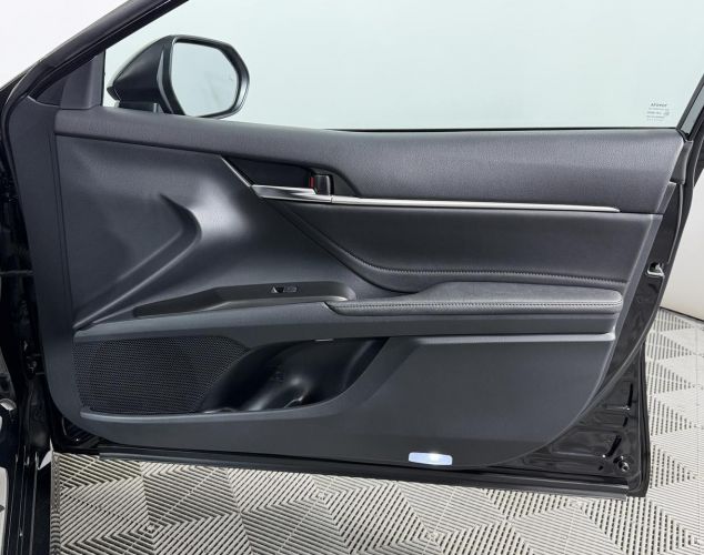 Toyota Camry  Executive Safety