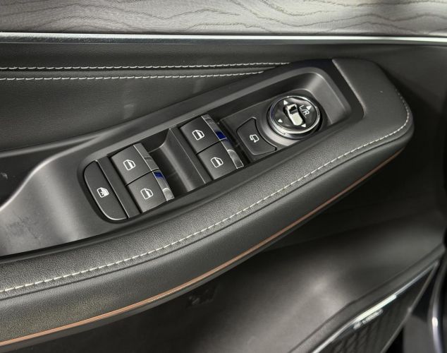 EXEED LX  Premium Plus