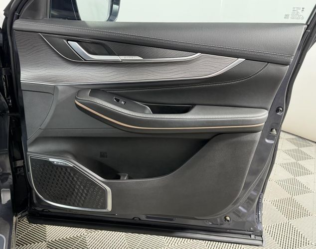 EXEED LX  Premium Plus