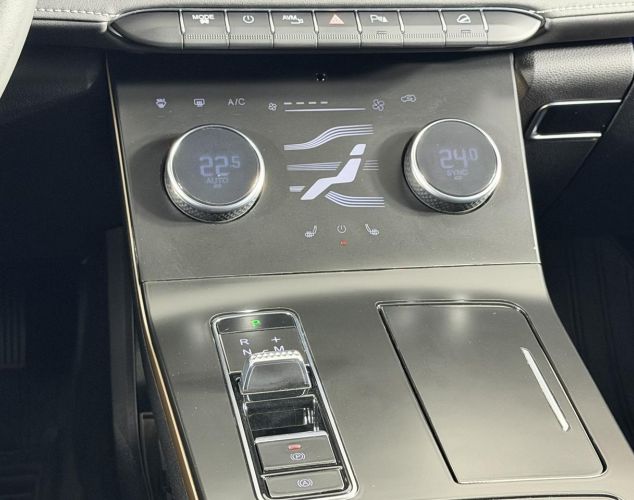 EXEED LX  Premium Plus