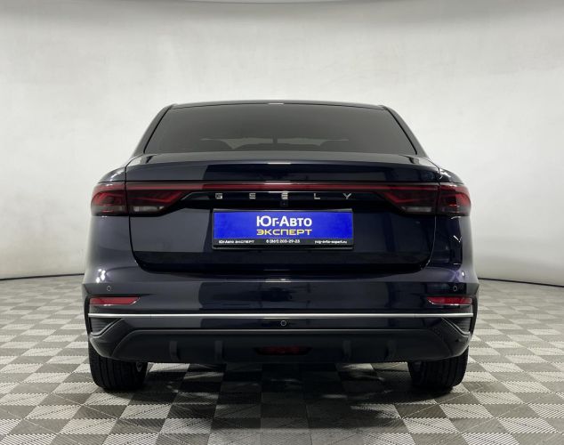 Geely Emgrand  Флагман