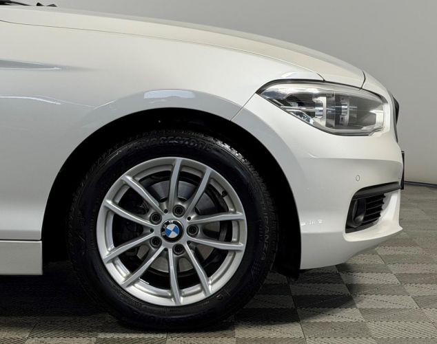 BMW 1 серия  118i Base