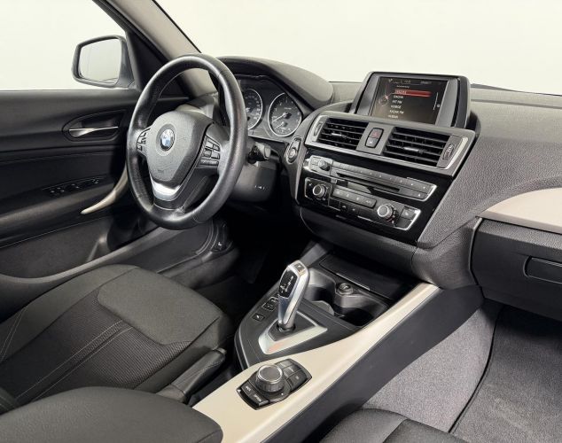 BMW 1 серия  118i Base