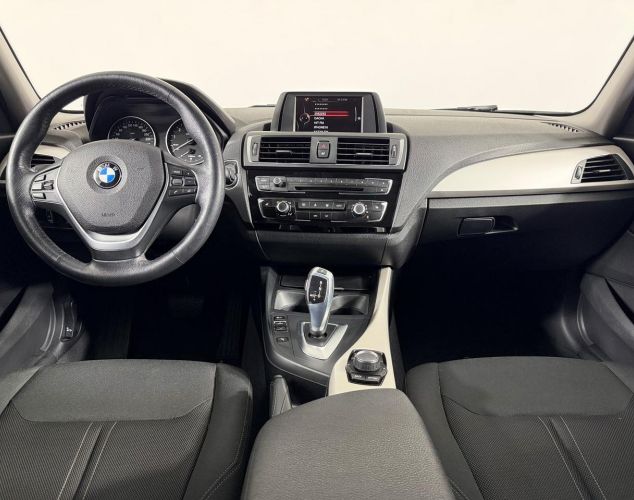 BMW 1 серия  118i Base