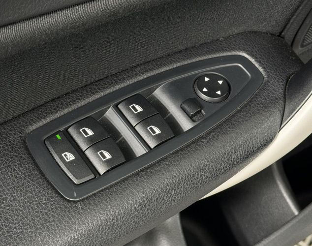 BMW 1 серия  118i Base