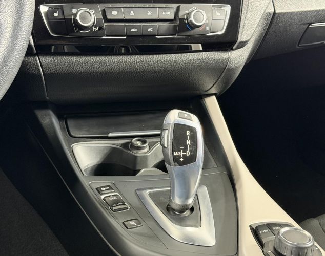 BMW 1 серия  118i Base