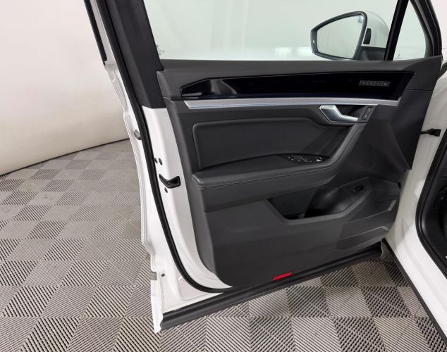 Volkswagen Touareg  Exclusive