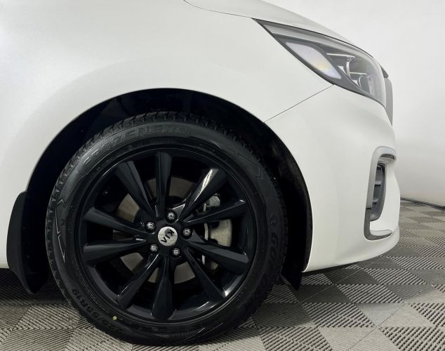 Kia Carnival  Premium+