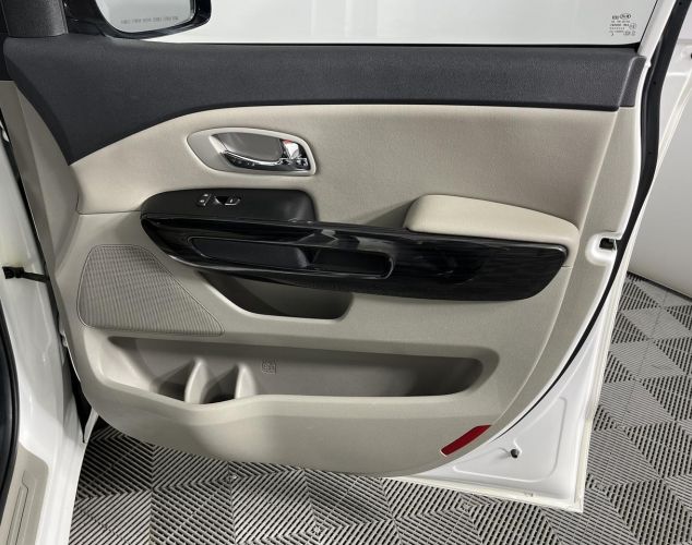 Kia Carnival  Premium+