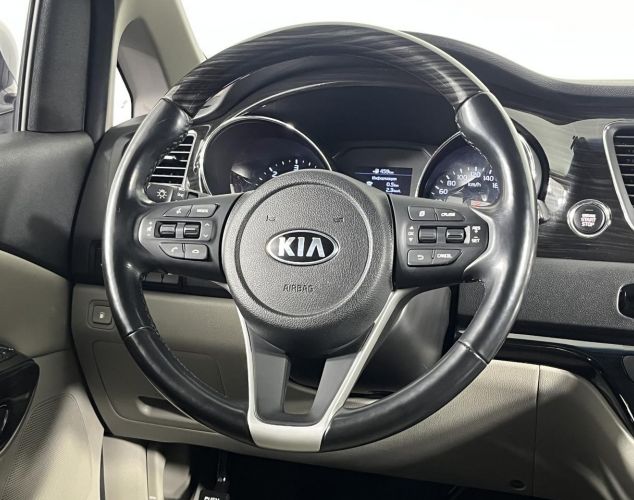 Kia Carnival  Premium+