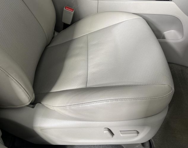 Kia Carnival  Premium+