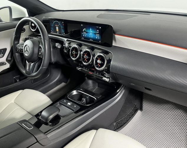 Mercedes-Benz A-Класс  