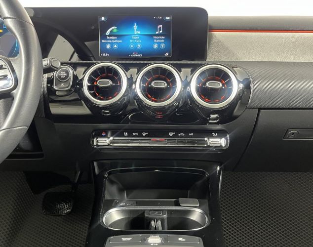 Mercedes-Benz A-Класс  