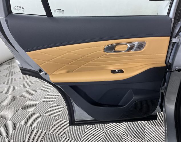 Geely Galaxy Starship 7  