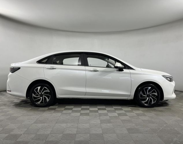 BAIC Ю5 Плюс (U5 Plus)  