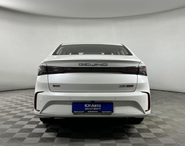 BAIC Ю5 Плюс (U5 Plus)  