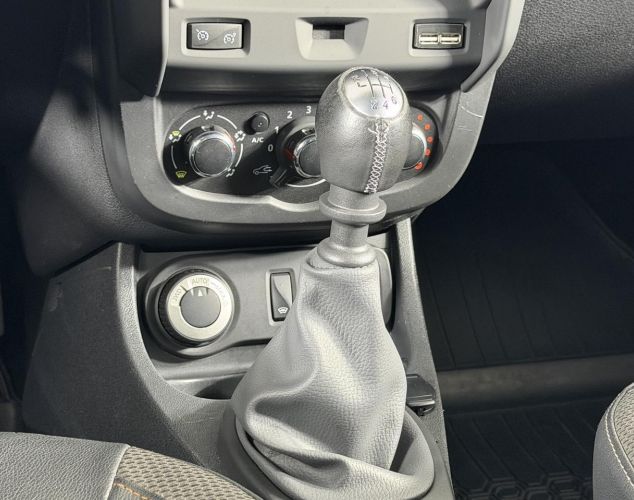 Renault Duster  Adventure