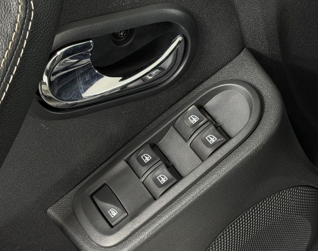 Renault Duster  Adventure