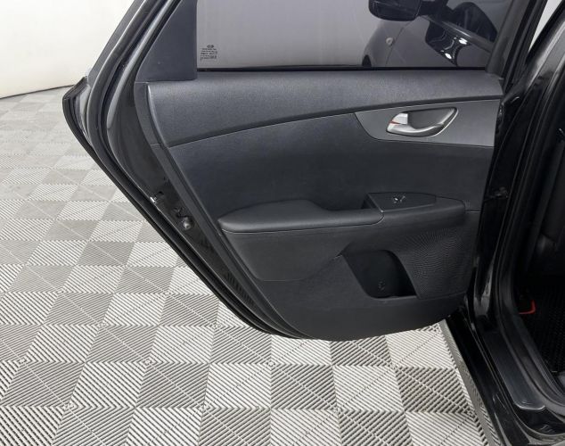 Kia Cerato  Comfort UEFA