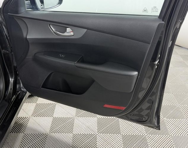 Kia Cerato  Comfort UEFA
