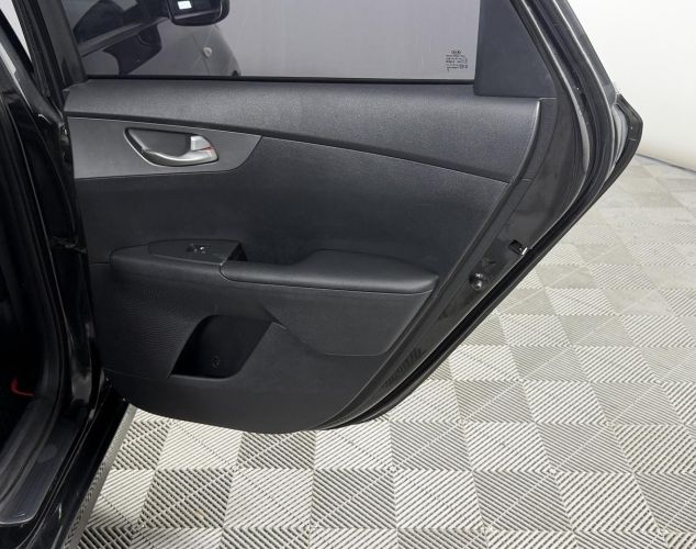 Kia Cerato  Comfort UEFA