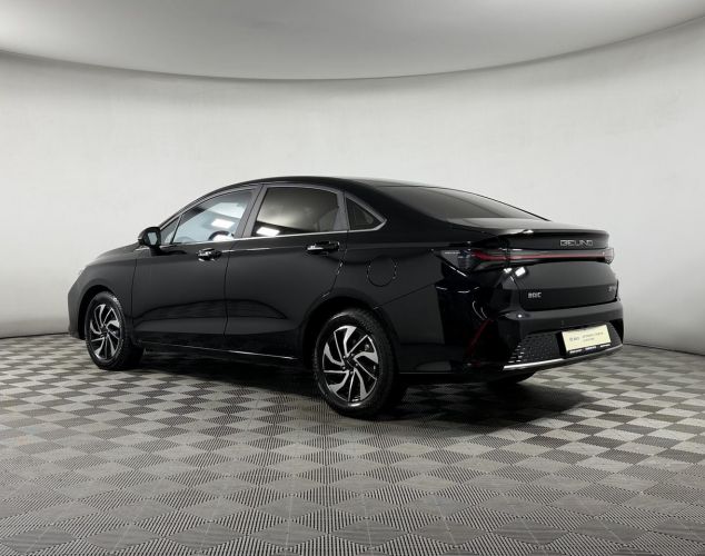 BAIC Ю5 Плюс (U5 Plus)  