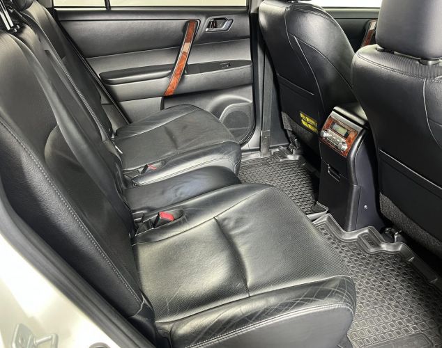Toyota Highlander  Люкс