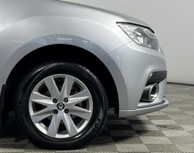 Renault Sandero  Life