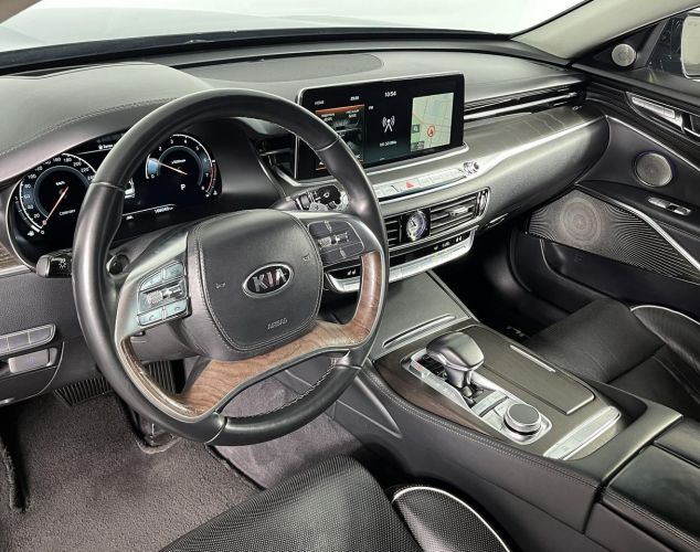 Kia K900  