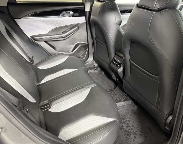 Geely Coolray  Люкс