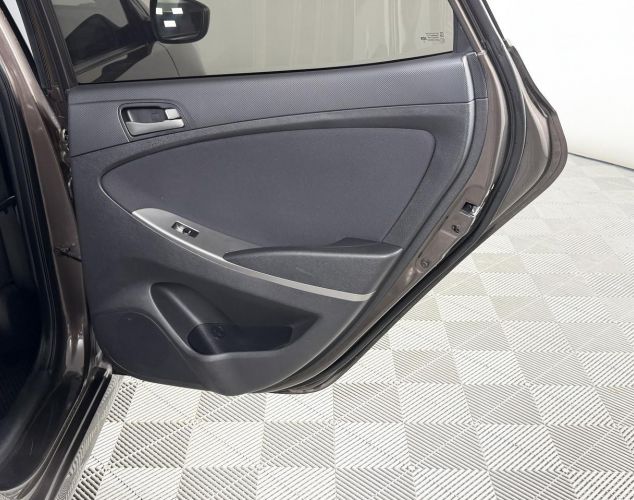 Hyundai Solaris  Elegance