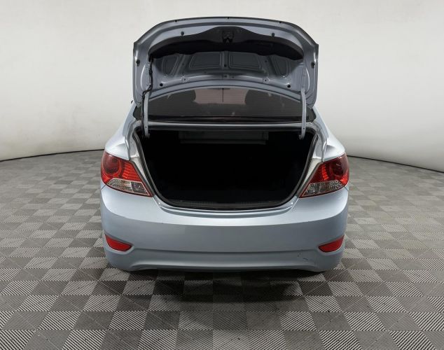 Hyundai Solaris  Style