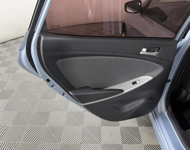 Hyundai Solaris  Style