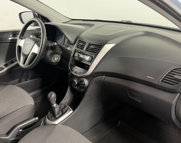 Hyundai Solaris  Style