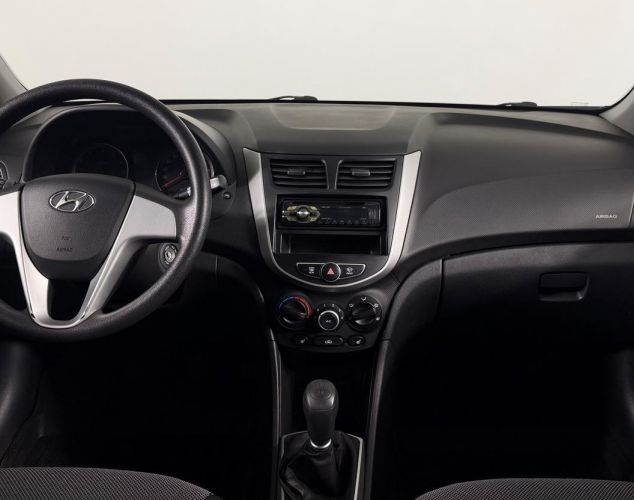 Hyundai Solaris  Style