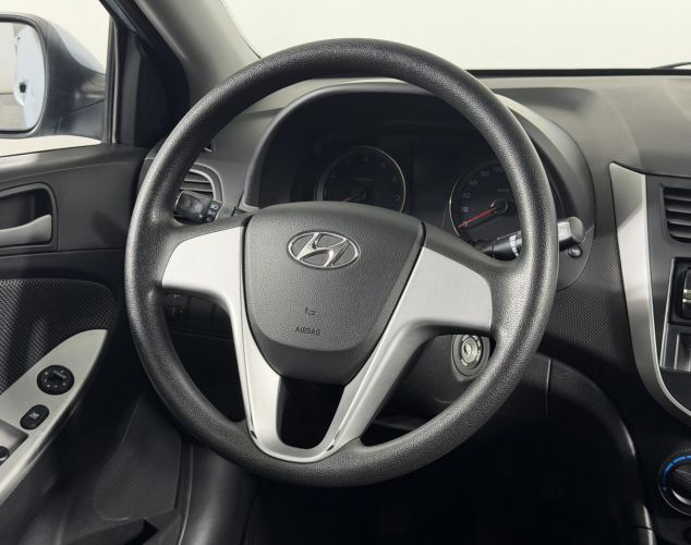 Hyundai Solaris  Style