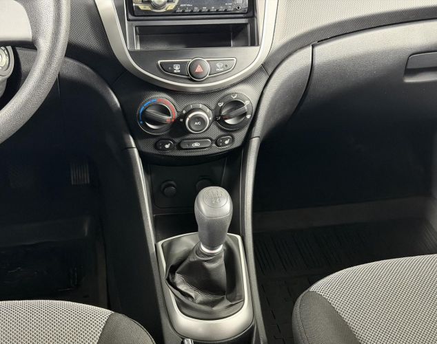 Hyundai Solaris  Style