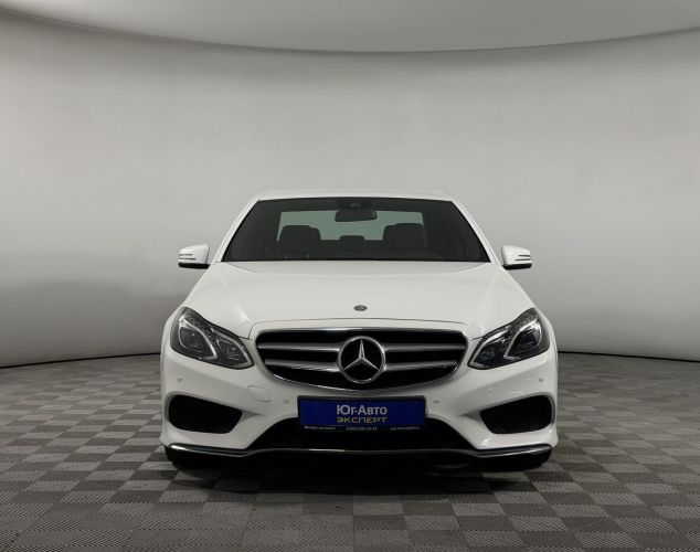 Mercedes-Benz E-Класс  Base