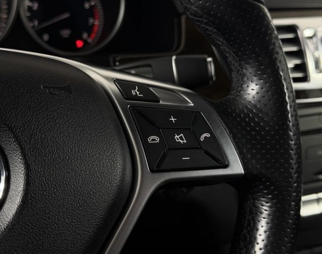 Mercedes-Benz E-Класс  Base